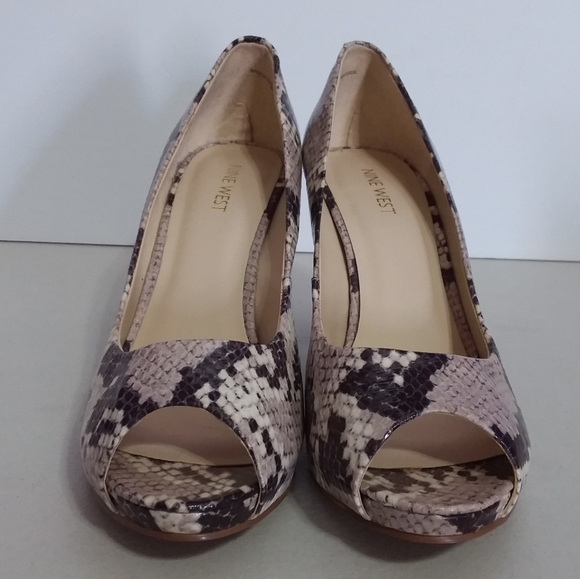 ☆☆SOLD☆☆ Nine West Kelsyo Women's Vegan Leather Snakeskin Pumps - Picture 2 of 7